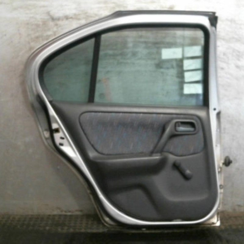 Porte arriere gauche NISSAN PRIMERA 2 Photo n°3