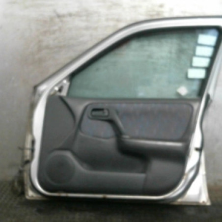 Porte avant droit NISSAN PRIMERA 2 Photo n°1