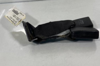Attache ceinture arriere droit NISSAN PRIMERA 2