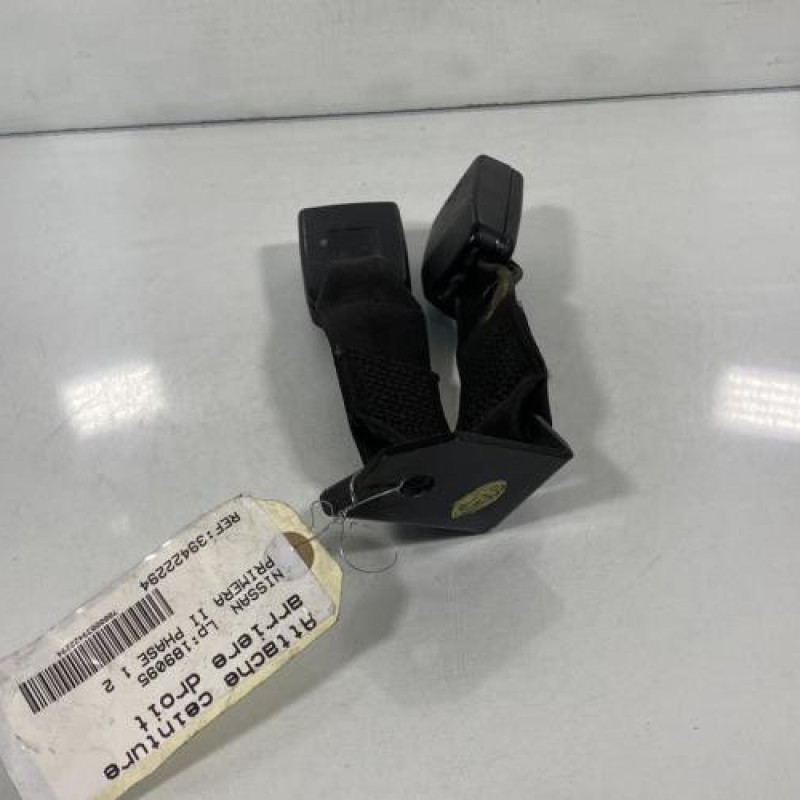Attache ceinture arriere droit NISSAN PRIMERA 2 Photo n°3