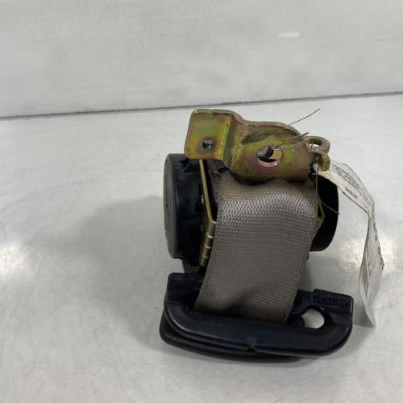 Ceinture arriere droit MERCEDES CLASSE CLK 208 Photo n°2
