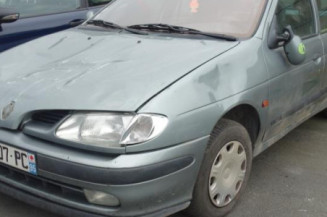 Ceinture arriere droit RENAULT MEGANE 1