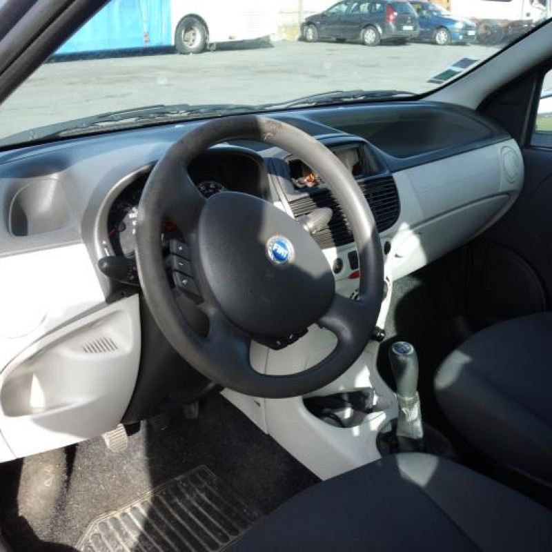 Ceinture arriere gauche FIAT PUNTO 2 Photo n°8