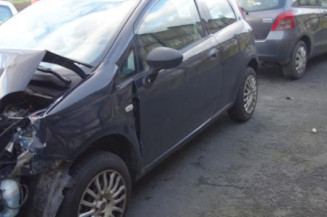 Compresseur clim FIAT GRANDE PUNTO