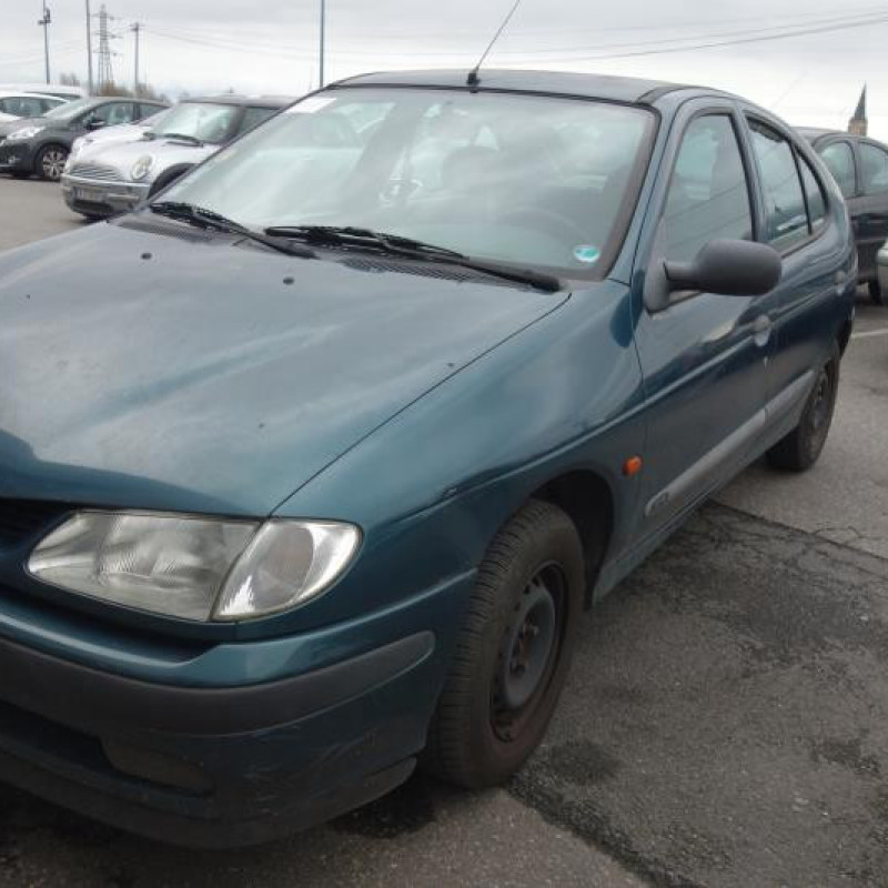 Ceinture arriere gauche RENAULT MEGANE Photo n°4