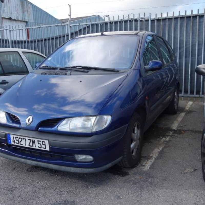 Ceinture arriere gauche RENAULT SCENIC 1 Photo n°4