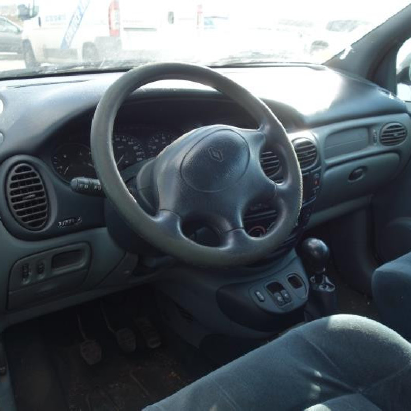 Ceinture arriere gauche RENAULT SCENIC 1 Photo n°8