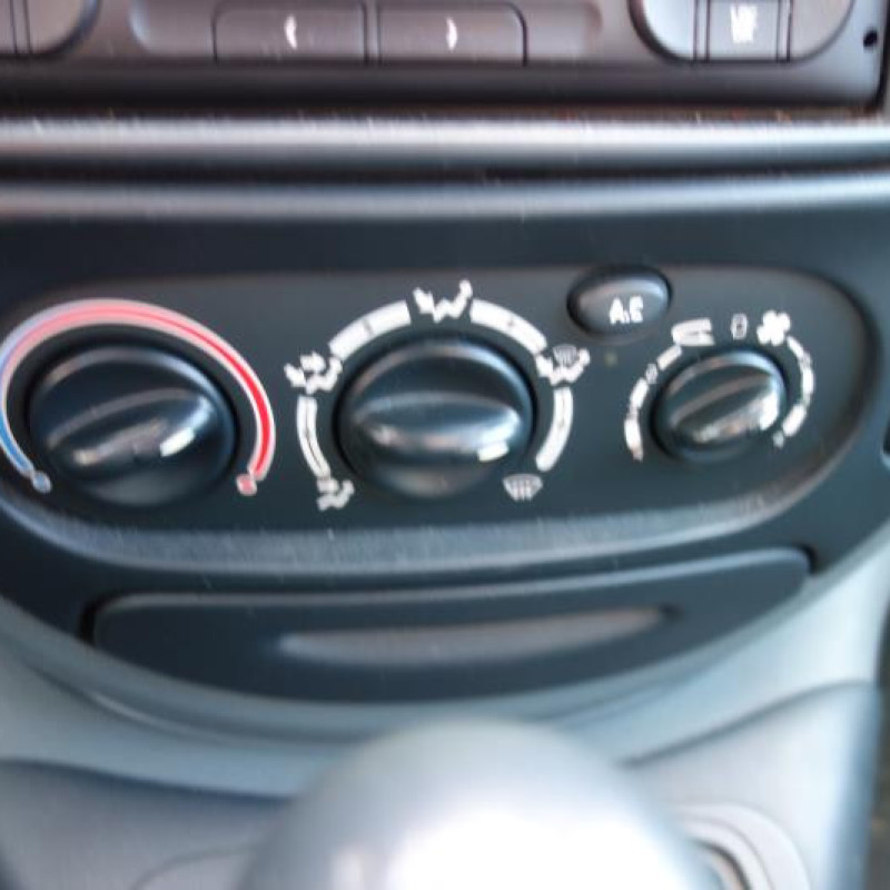Ceinture arriere gauche RENAULT SCENIC 1 Photo n°9