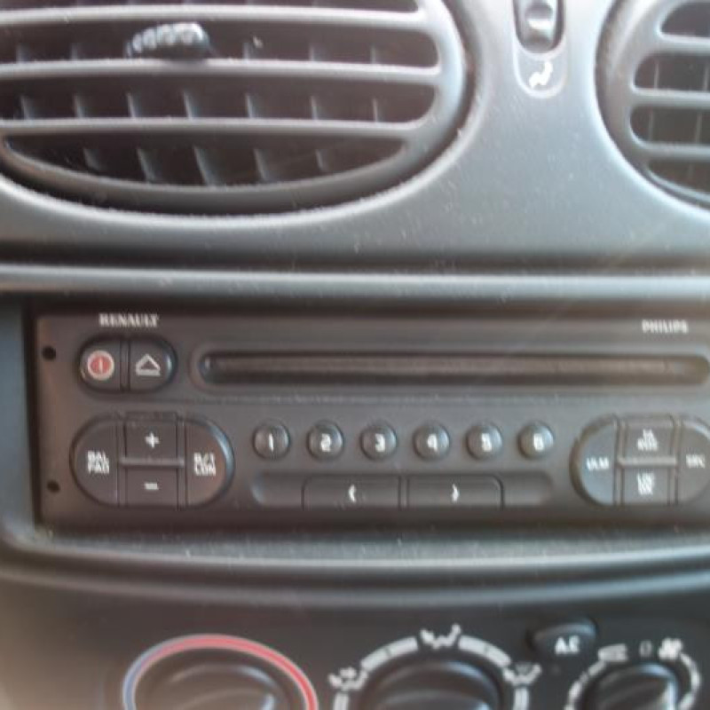 Ceinture arriere gauche RENAULT SCENIC 1 Photo n°10