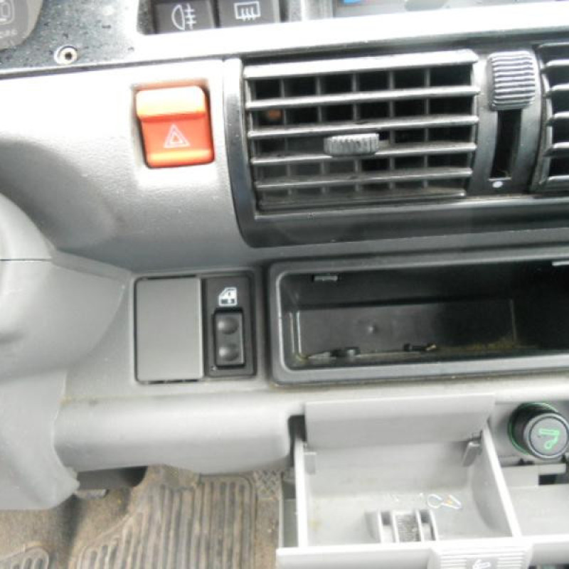 Ceinture arriere gauche FIAT CINQUECENTO Photo n°9