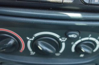 Pretensionneur de ceinture avant droit RENAULT MEGANE 1