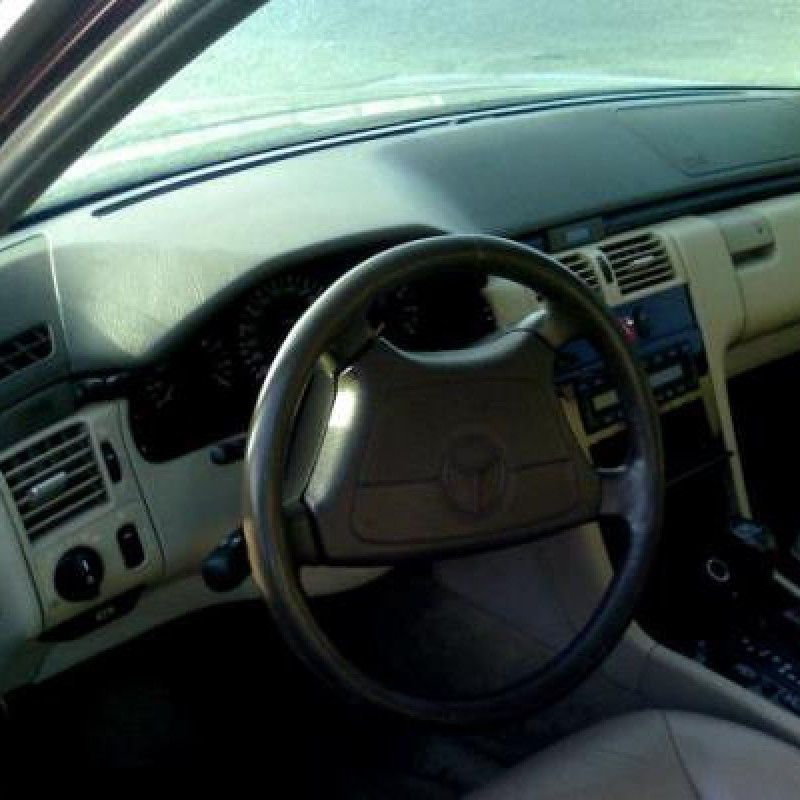 Porte avant droit MERCEDES CLASSE E 210 Photo n°3