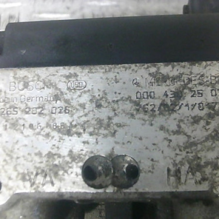 Bloc ABS (freins anti-blocage) MERCEDES CLASSE E 210