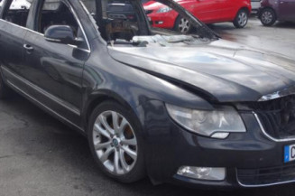 Avertisseur/Klaxon SKODA SUPERB 2