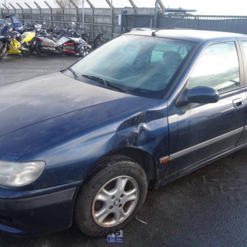 Ceinture arriere gauche PEUGEOT 406 Photo n°4