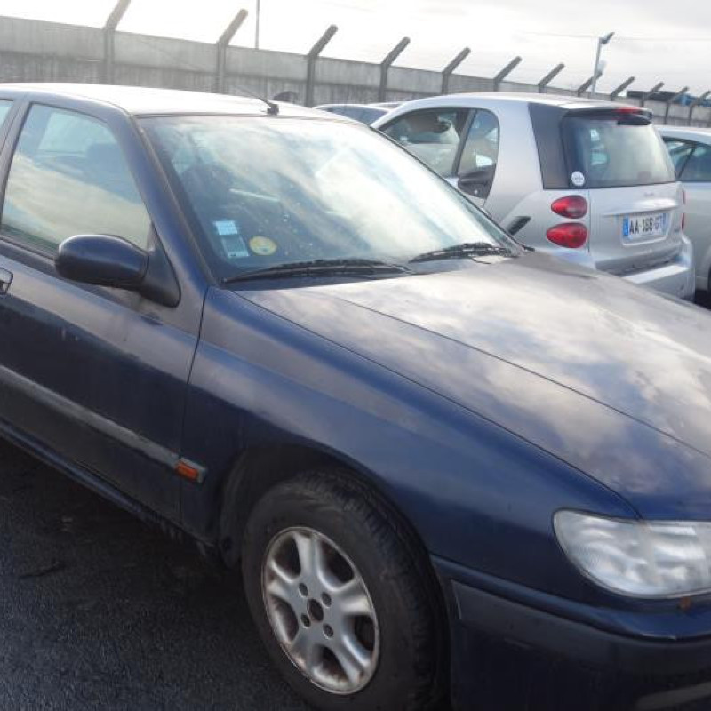 Ceinture arriere gauche PEUGEOT 406 Photo n°5