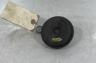 Avertisseur/Klaxon TOYOTA COROLLA 10 Photo n°1