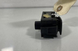 Bouton de warning DACIA SANDERO 2