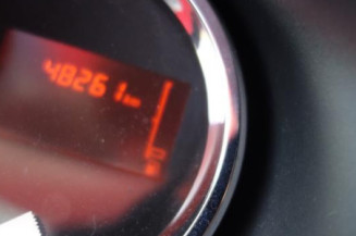 Bouton de warning DACIA SANDERO 2
