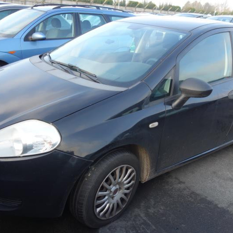 Ceinture arriere gauche FIAT GRANDE PUNTO Photo n°4