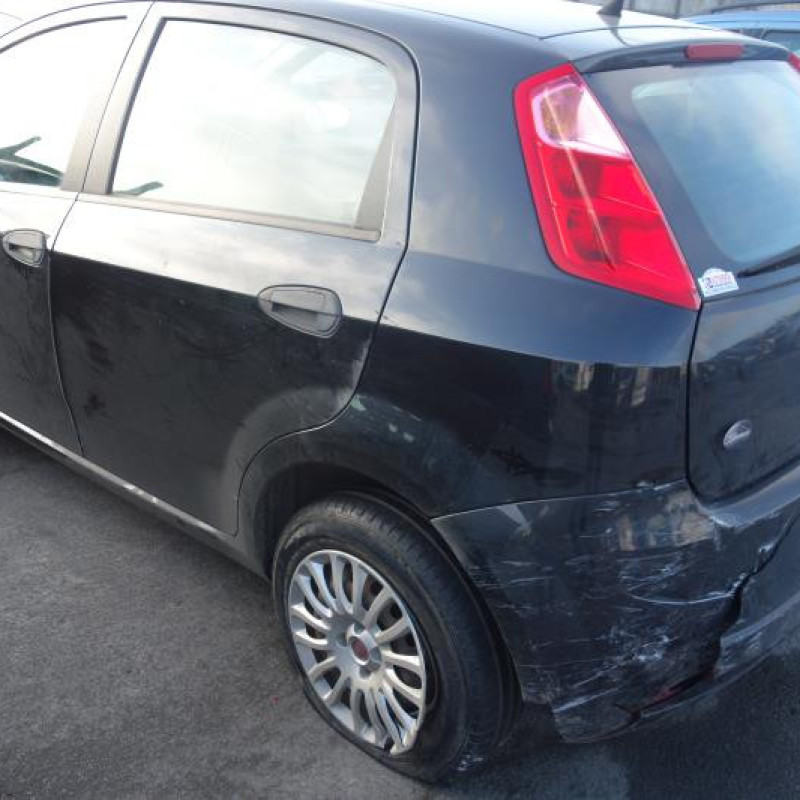 Ceinture arriere gauche FIAT GRANDE PUNTO Photo n°7