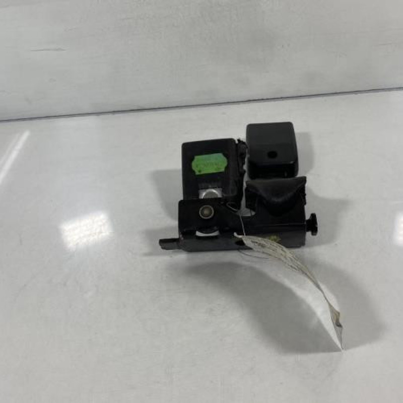 Attache ceinture arriere gauche RENAULT LAGUNA 2 Photo n°3