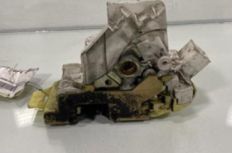 Serrure arriere gauche FORD FOCUS 1
