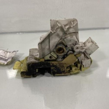 Serrure arriere gauche FORD FOCUS 1