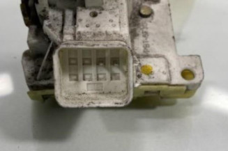 Serrure arriere gauche FORD FOCUS 1