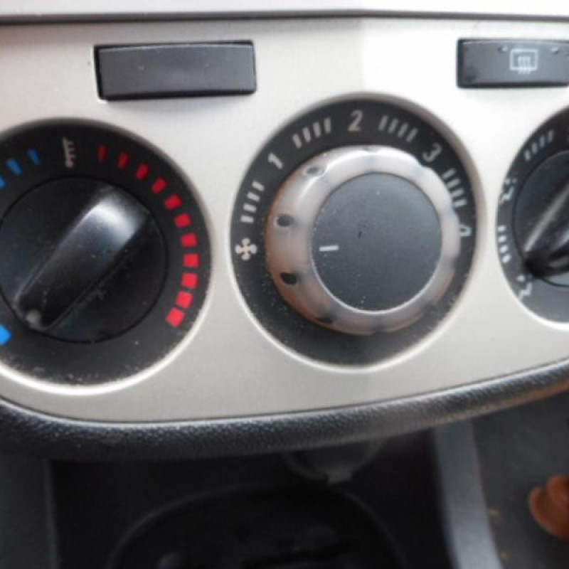 Bras essuie glace avant gauche OPEL CORSA D Photo n°9