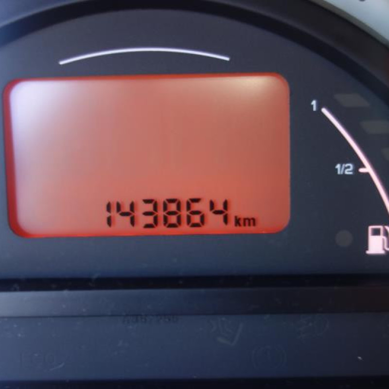 Ceinture arriere gauche CITROEN C2 Photo n°10