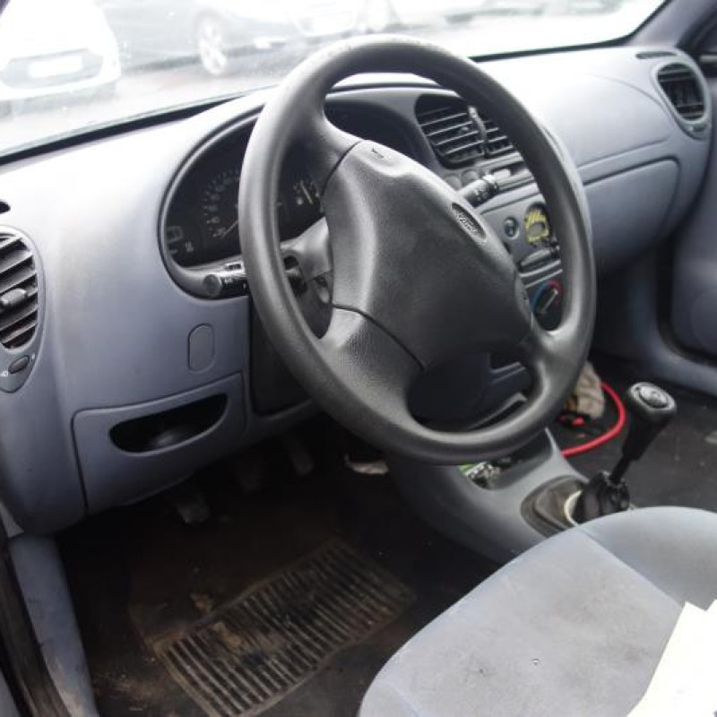 Trappe d'essence FORD COURRIER 4 Photo n°8