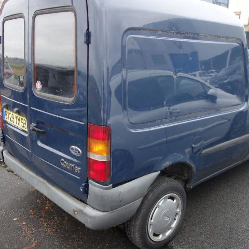 Crosse arriere droit FORD COURRIER 4 Photo n°4