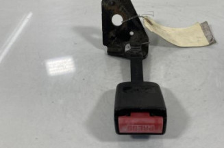 Attache ceinture arriere gauche PEUGEOT 307 Photo n°1