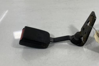Attache ceinture arriere gauche PEUGEOT 307