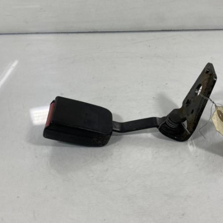 Attache ceinture arriere gauche PEUGEOT 307