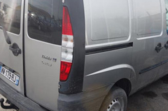 Crosse arriere droit FIAT DOBLO 1