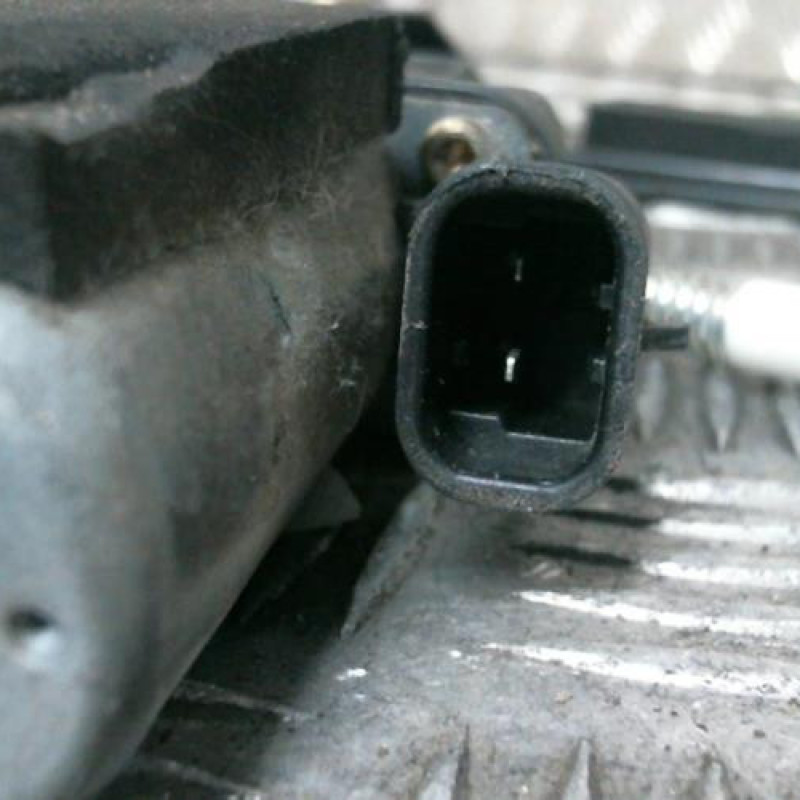 Leve vitre electrique avant droit FIAT DOBLO 1 Photo n°2