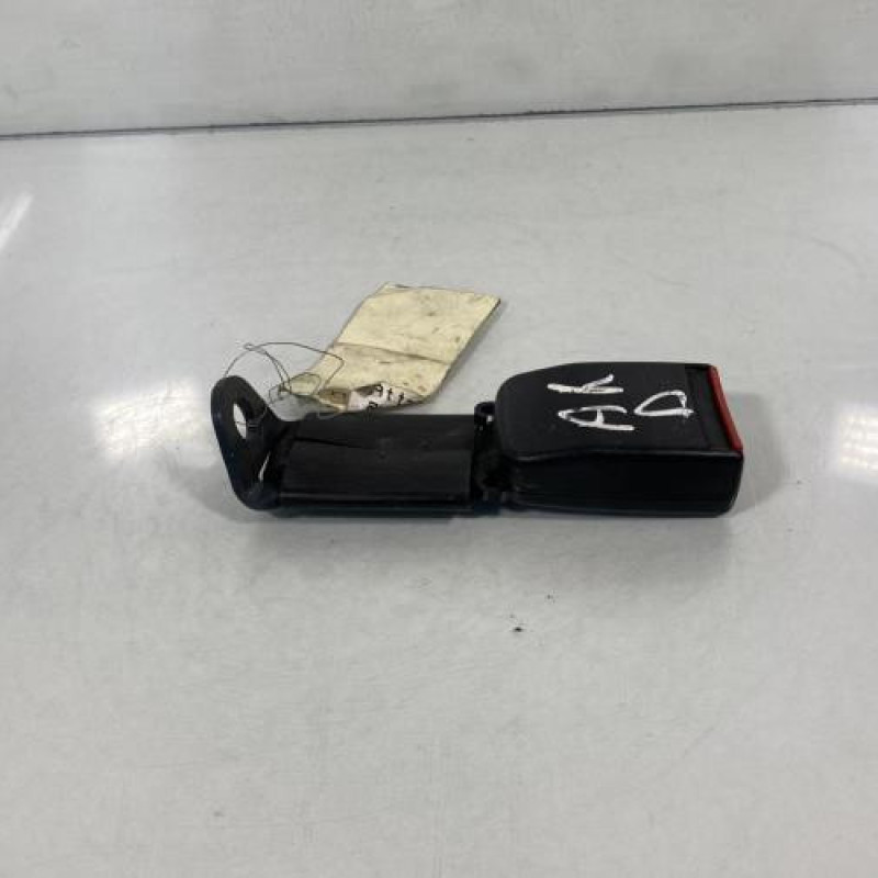 Attache ceinture arriere droit CITROEN XANTIA Photo n°2