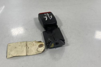 Attache ceinture arriere droit CITROEN XANTIA