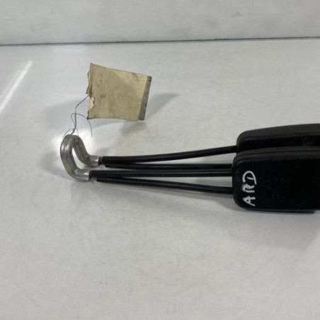 Attache ceinture arriere droit VOLKSWAGEN POLO 3