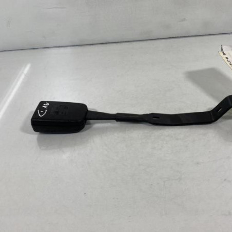 Attache ceinture avant droit VOLKSWAGEN POLO 3