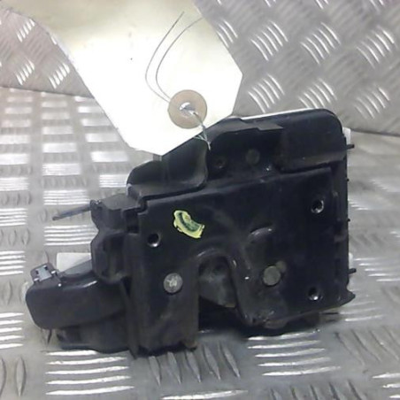 Serrure arriere droit VOLKSWAGEN POLO 3 Photo n°1