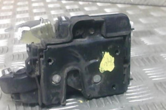 Serrure avant droit VOLKSWAGEN POLO 3 Photo n°1