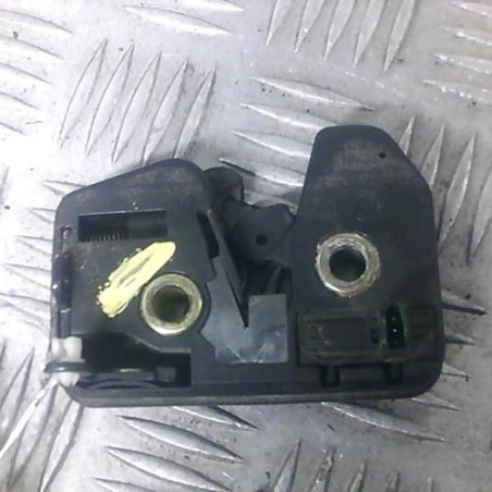 Serrure de coffre VOLKSWAGEN POLO 3