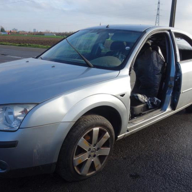 Moteur essuie glace arriere FORD MONDEO 2 Photo n°3