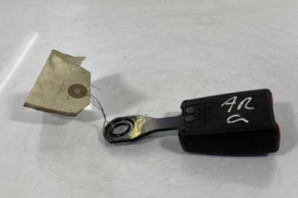Attache ceinture arriere gauche CITROEN C2