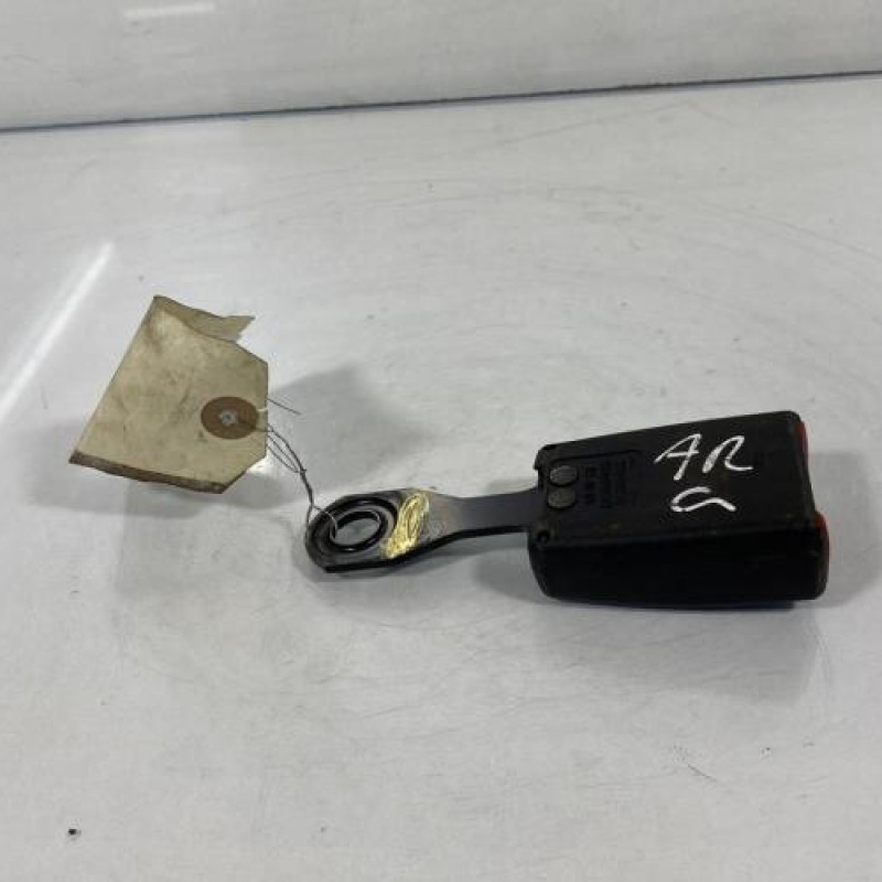 Attache ceinture arriere gauche CITROEN C2 Photo n°3