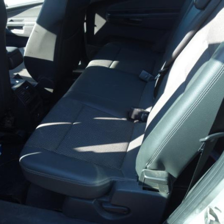 Custode avant gauche (porte) OPEL ZAFIRA B