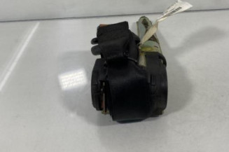 Pretensionneur de ceinture avant droit VOLKSWAGEN POLO 3